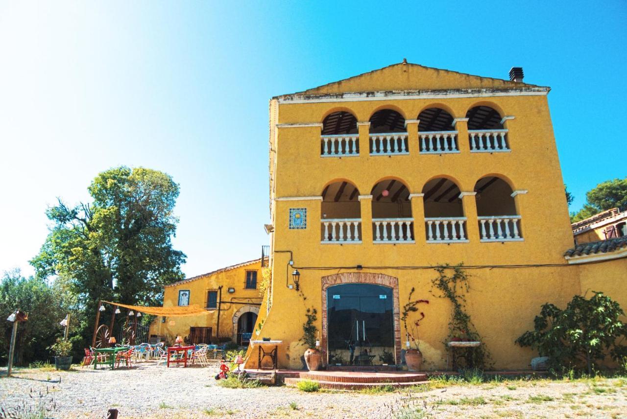 Maset Del Garraf Guest House Olesa de Bonesvalls ภายนอก รูปภาพ